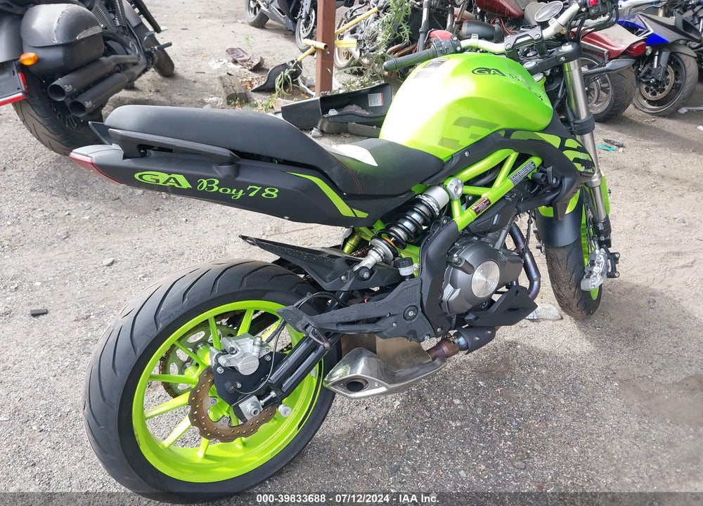 2022 BENELLI 302S VIN: LBBPHE040NBD25750