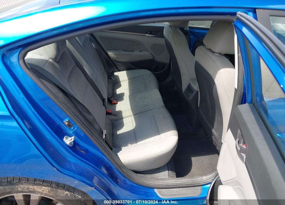 2018 HYUNDAI ELANTRA SEL VIN: 5NPD84LF4JH258334