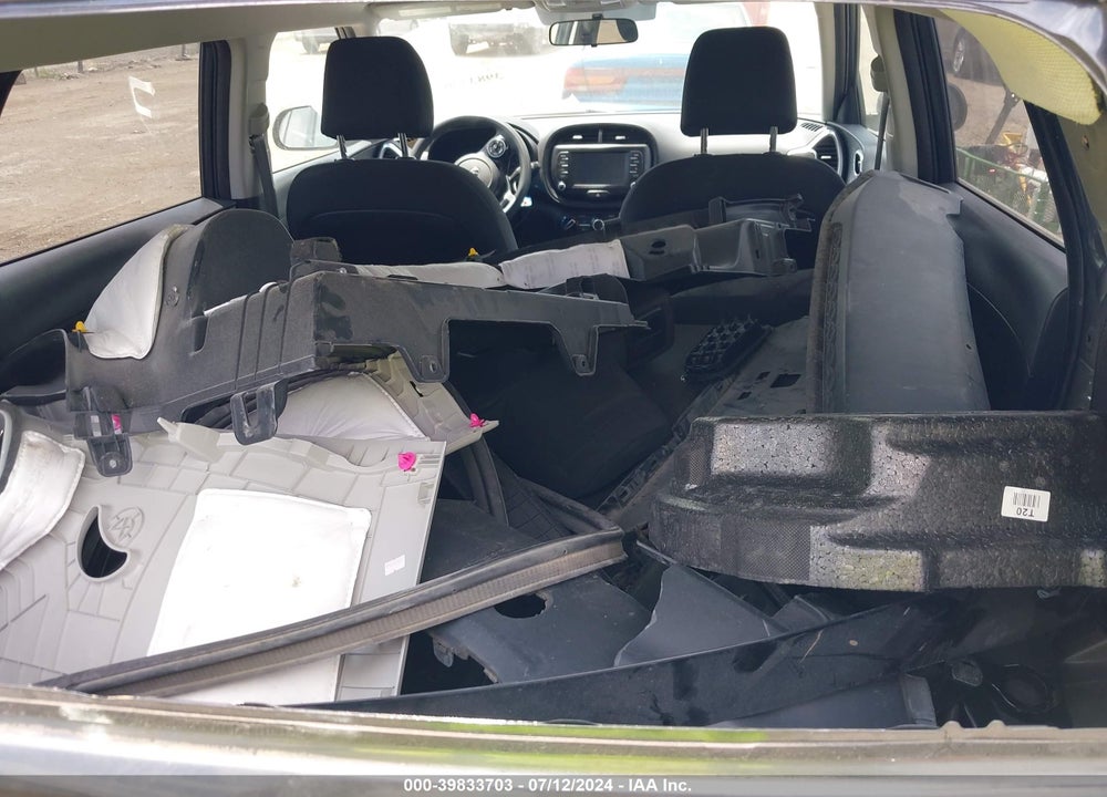 2020 KIA SOUL LX VIN: KNDJ23AU4L7072106
