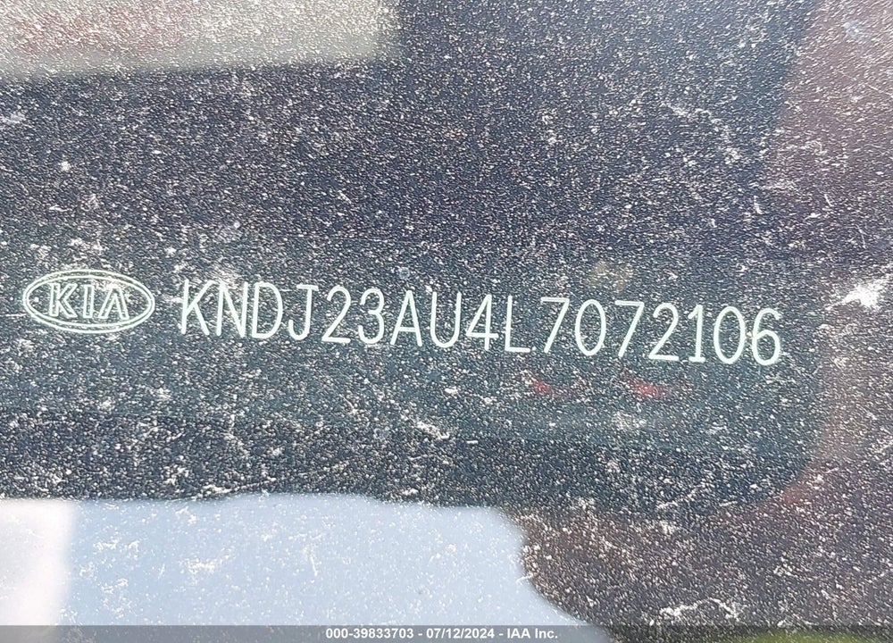 2020 KIA SOUL LX VIN: KNDJ23AU4L7072106