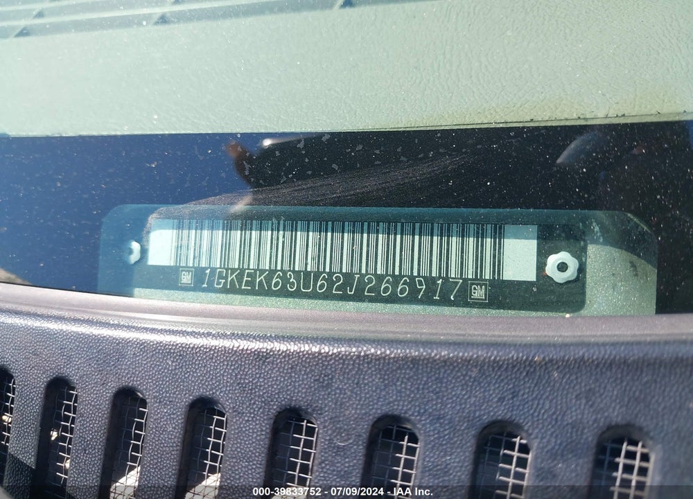 2002 GMC YUKON DENALI DENALI VIN: 1GKEK63U62J266917