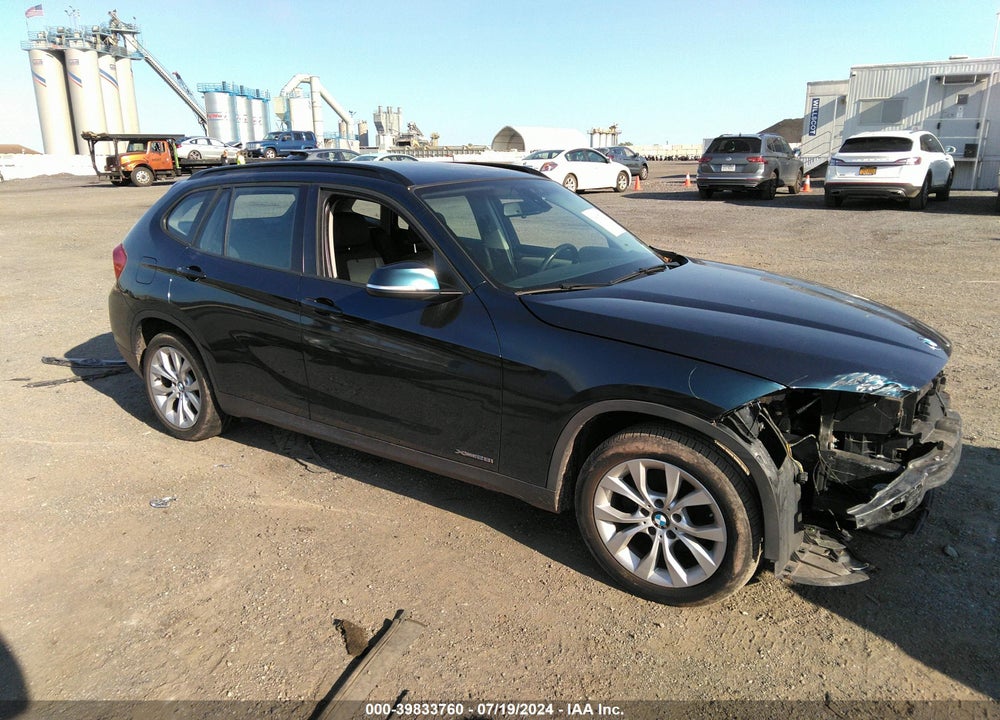 2013 BMW X1 XDRIVE28I VIN: WBAVL1C51DVR90074