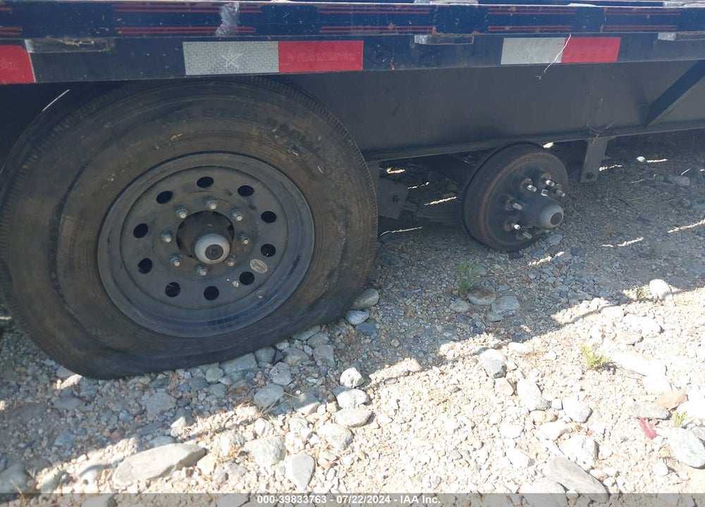 2024 PLATINUM GOOSENECK FLATBED TRAILER VIN: 7XA1F4026RB000054