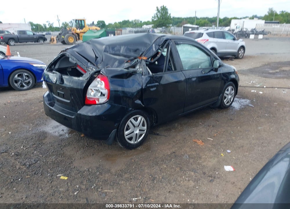 2007 HONDA FIT VIN: JHMGD38407S066007