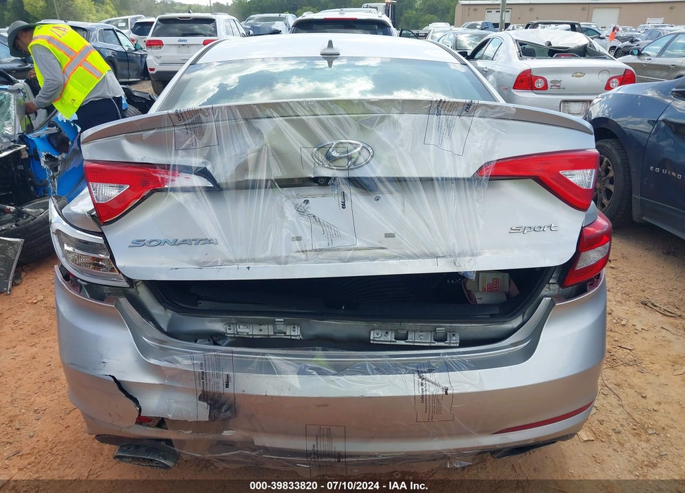 2015 HYUNDAI SONATA SPORT VIN: 5NPE34AFXFH165976