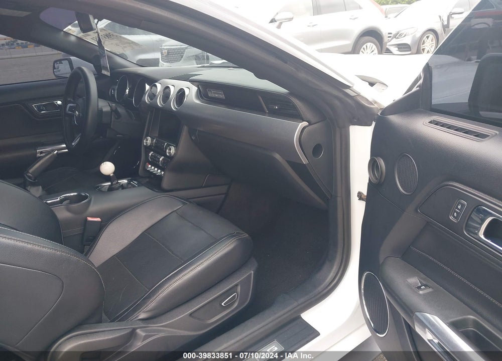 2015 FORD MUSTANG VIN: 1FA6P8CFXF5423576