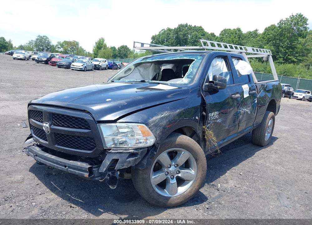 2019 RAM 1500 CLASSIC EXPRESS QUAD CAB 4X4 6'4 BOX VIN: 1C6RR7FG6KS522818