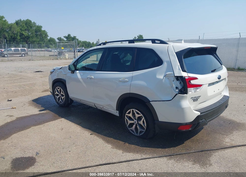 2023 SUBARU FORESTER PREMIUM VIN: JF2SKAEC5PH450963
