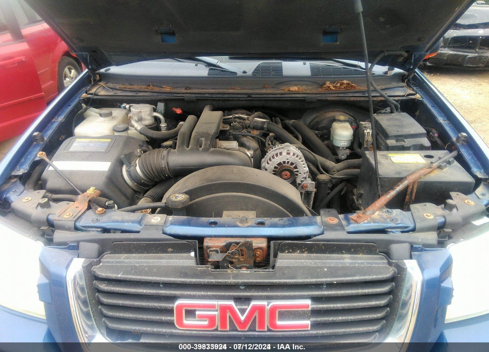 2005 GMC ENVOY XL SLT VIN: 1GKET16M556169291