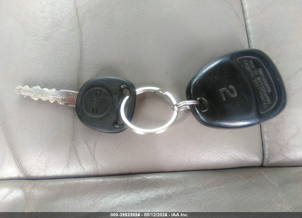 2005 GMC ENVOY XL SLT VIN: 1GKET16M556169291