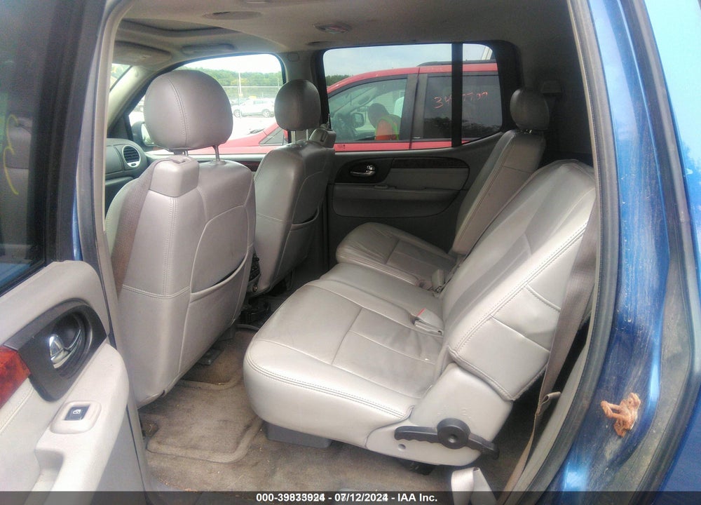 2005 GMC ENVOY XL SLT VIN: 1GKET16M556169291