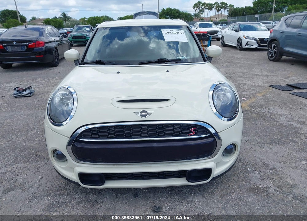 2020 MINI HARDTOP COOPER S VIN: WMWXU9C05L2M11659