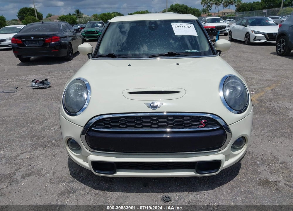 2020 MINI HARDTOP COOPER S VIN: WMWXU9C05L2M11659