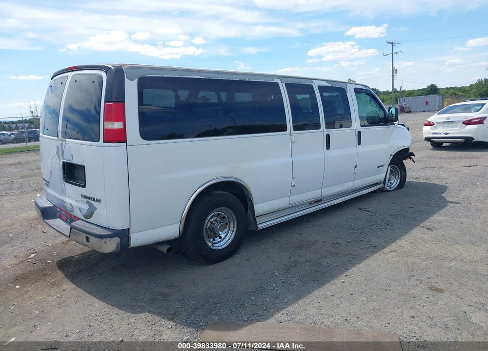 2006 CHEVROLET EXPRESS LS VIN: 1GAHG39U861102261