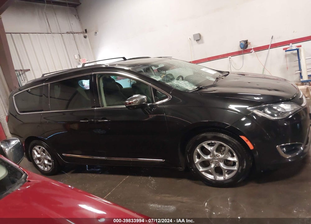 2019 CHRYSLER PACIFICA LIMITED VIN: 2C4RC1GG2KR574311
