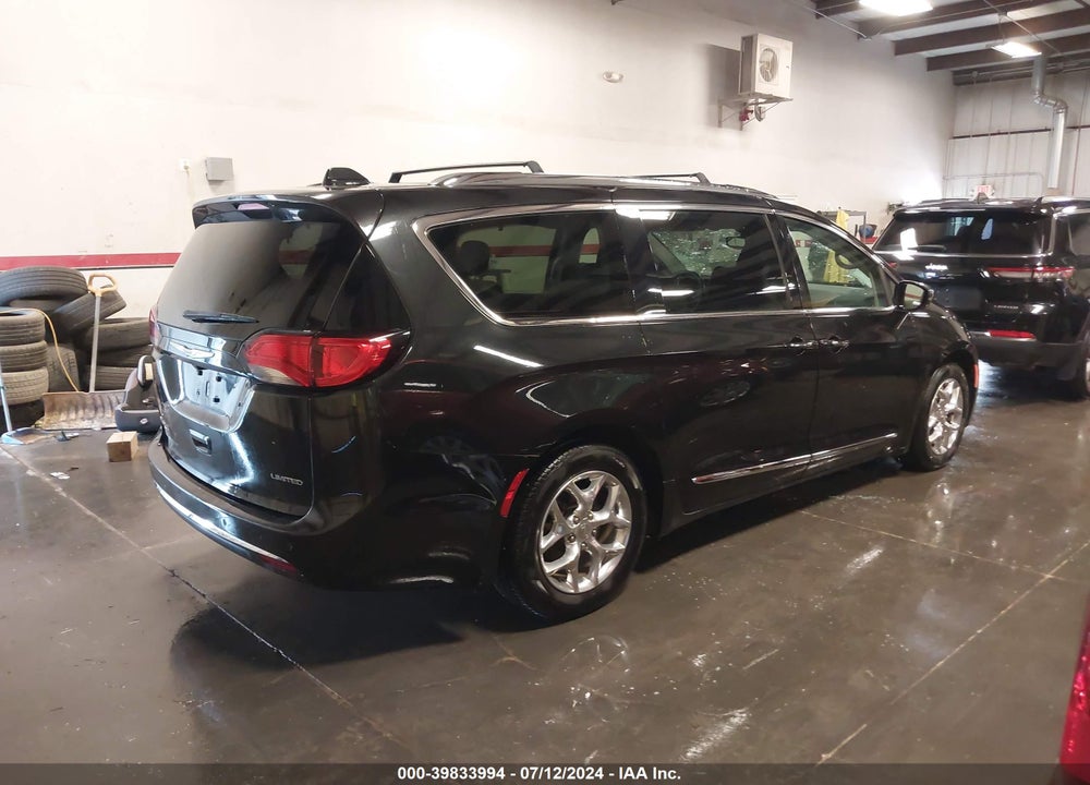 2019 CHRYSLER PACIFICA LIMITED VIN: 2C4RC1GG2KR574311