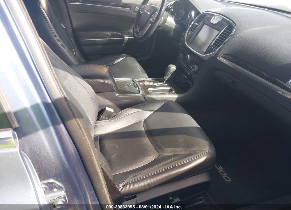 2011 CHRYSLER 300 LIMITED VIN: 2C3CA5CG2BH546172