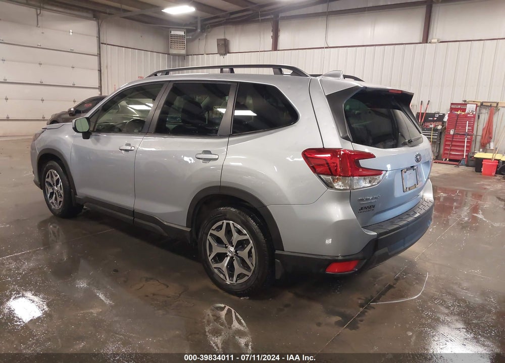 2023 SUBARU FORESTER PREMIUM VIN: JF2SKAEC2PH525036