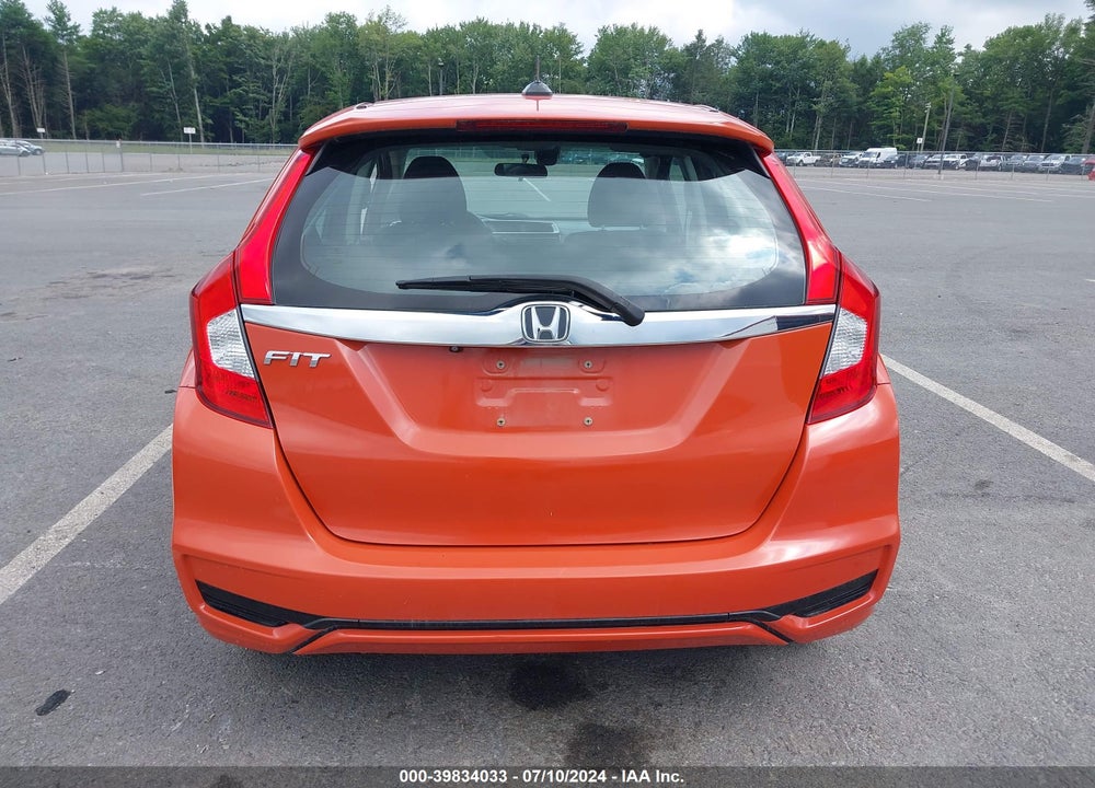 2018 HONDA FIT EX VIN: 3HGGK5H85JM721382