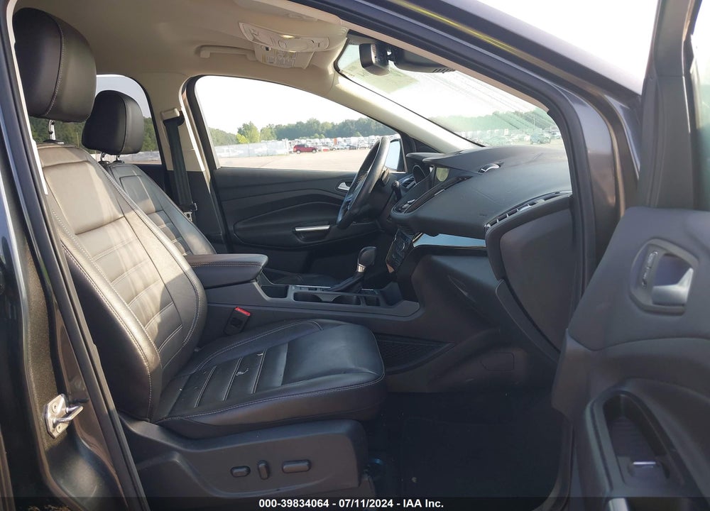 2017 FORD ESCAPE TITANIUM VIN: 1FMCU0J95HUE32792