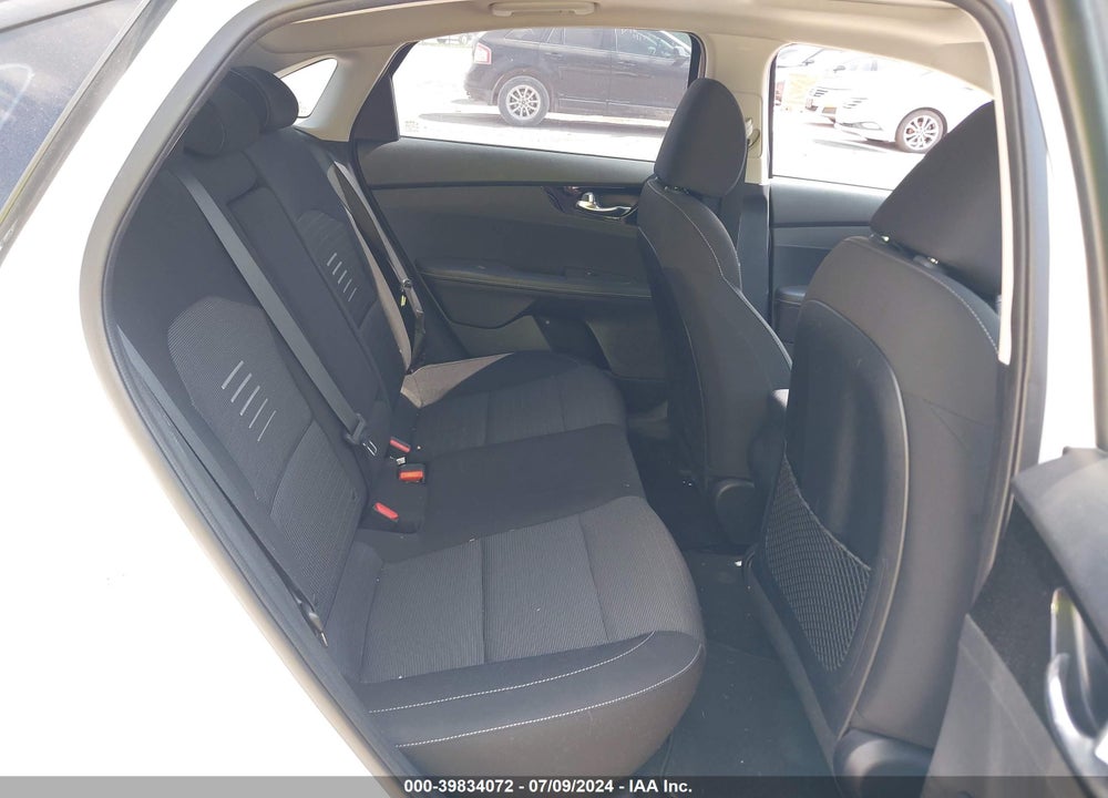 2019 KIA FORTE S VIN: 3KPF34AD8KE037415