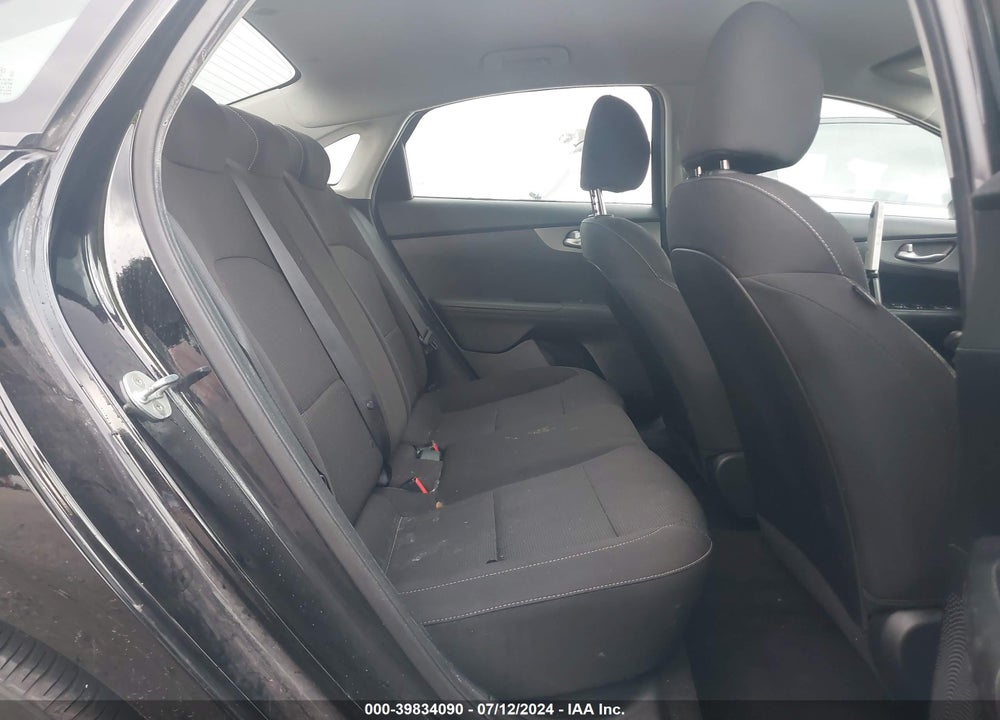 2019 KIA FORTE LXS VIN: 3KPF24AD9KE085752