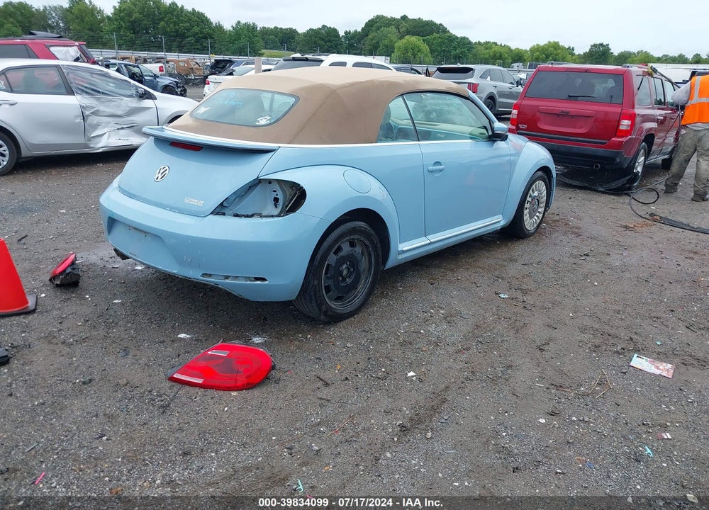 2014 VOLKSWAGEN BEETLE 2.5L VIN: 3VW5X7AT5EM803407