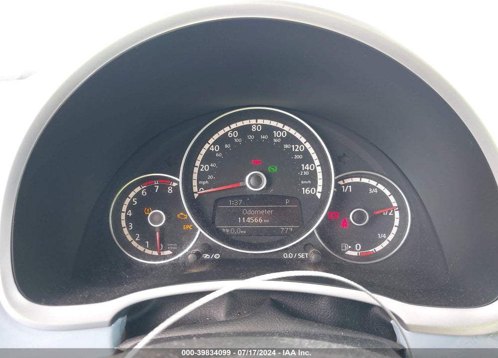 2014 VOLKSWAGEN BEETLE 2.5L VIN: 3VW5X7AT5EM803407