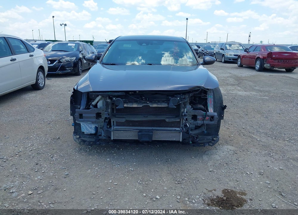 2019 HONDA ACCORD VIN: 1HGCV1F13KA108020