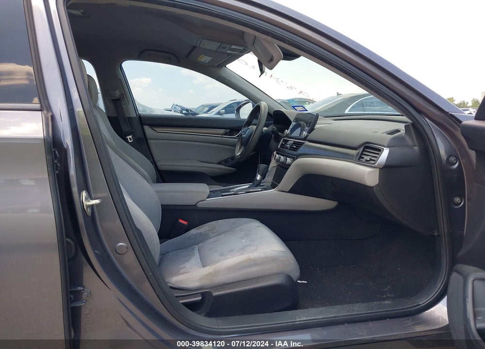 2019 HONDA ACCORD VIN: 1HGCV1F13KA108020
