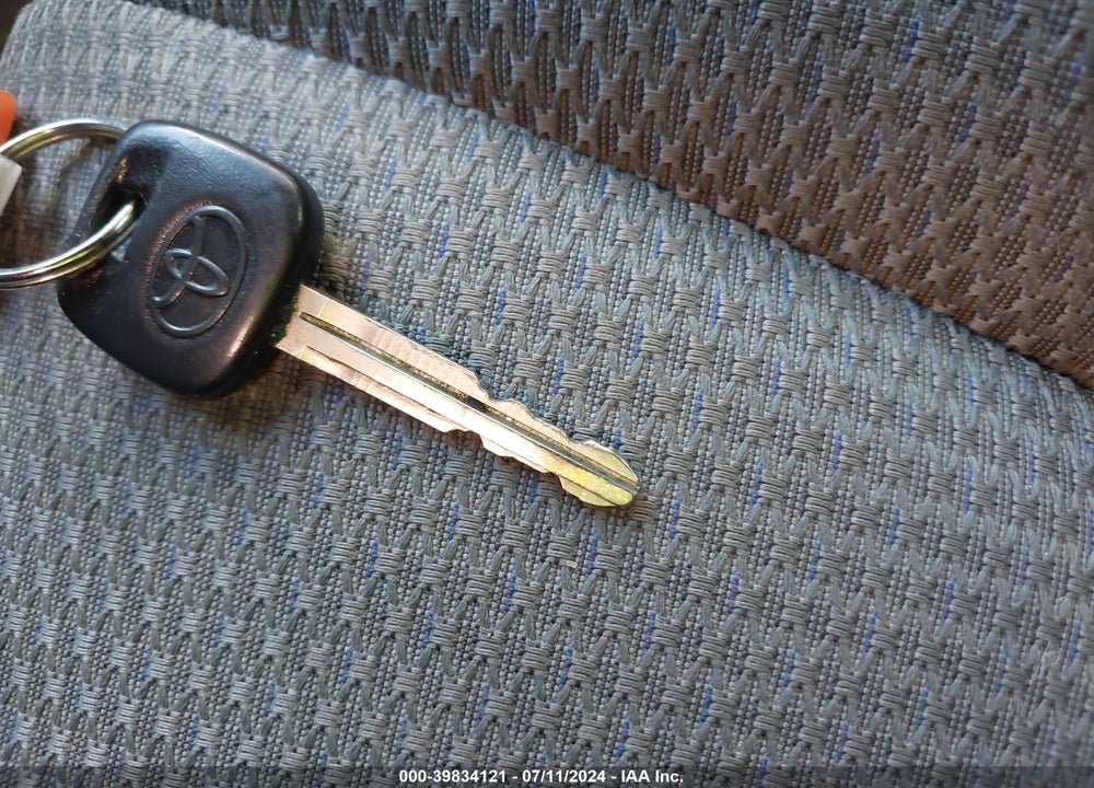 2015 TOYOTA TACOMA VIN: 5TFTX4CN5FX054546