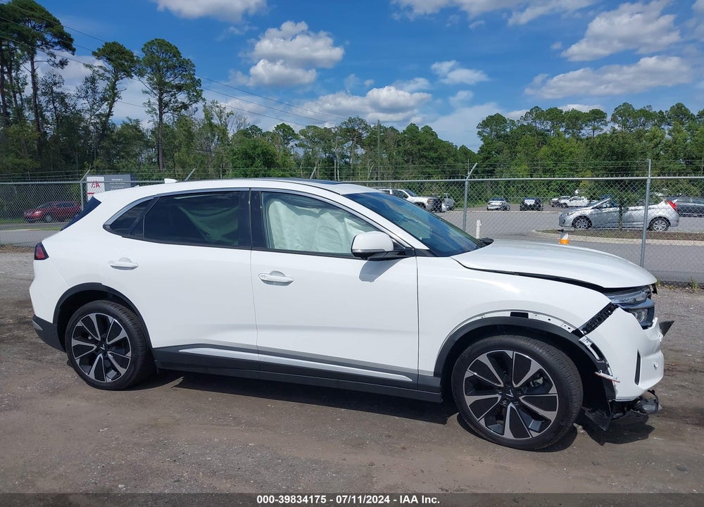 2024 VINFAST VF 8 PLUS VIN: RLLV1AFAXRH004781