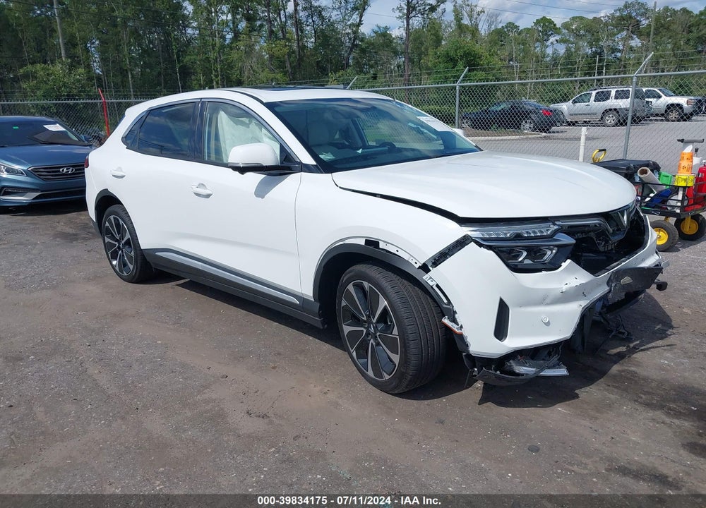 2024 VINFAST VF 8 PLUS VIN: RLLV1AFAXRH004781