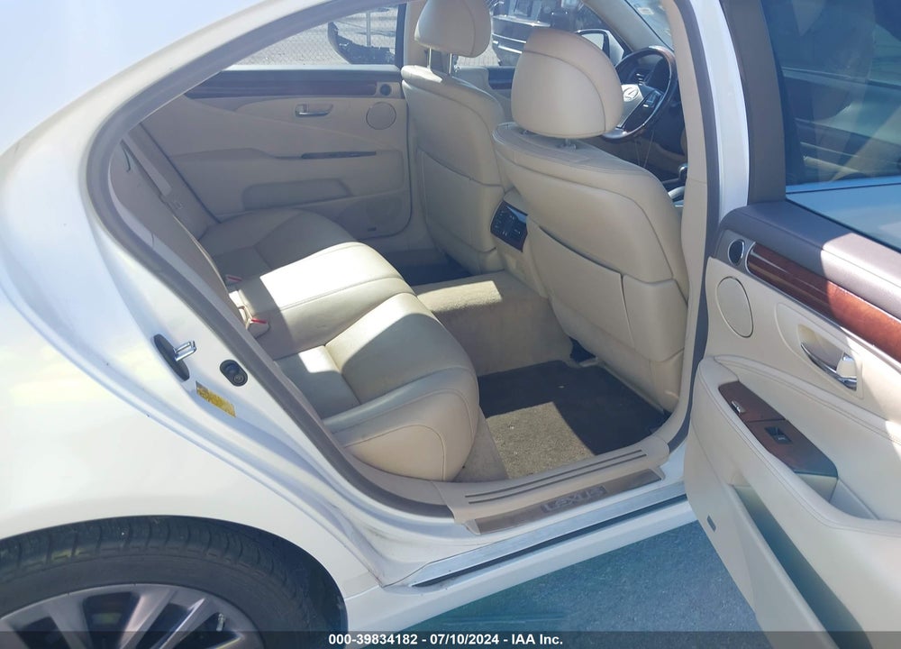 2013 LEXUS LS 460 L VIN: JTHGL5EF0D5050453