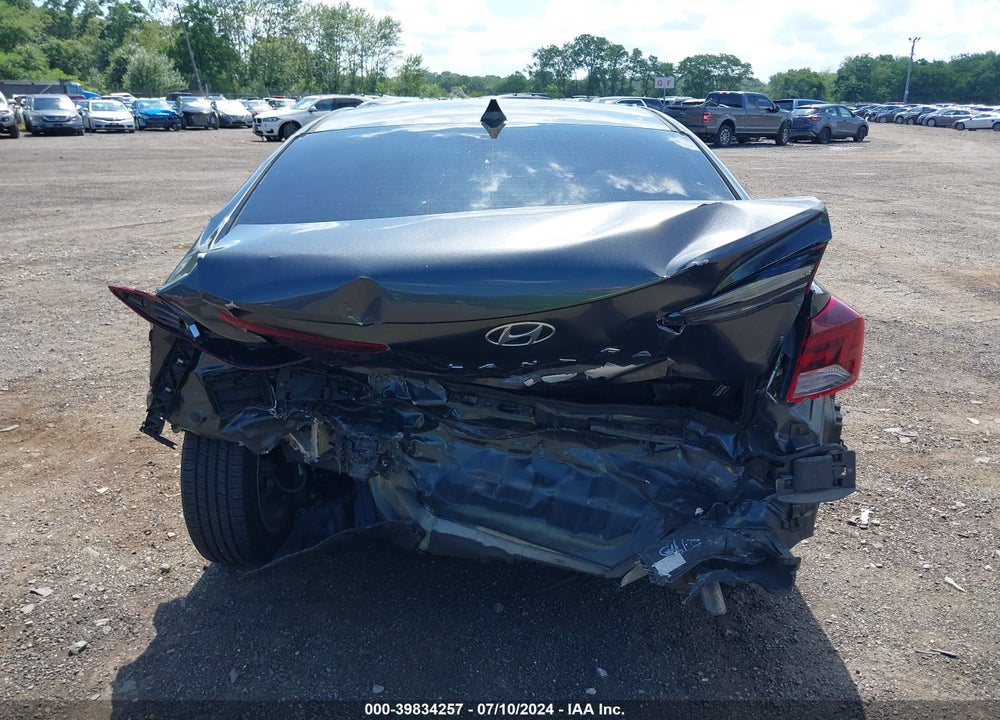 2020 HYUNDAI ELANTRA SEL VIN: 5NPD84LF9LH591888