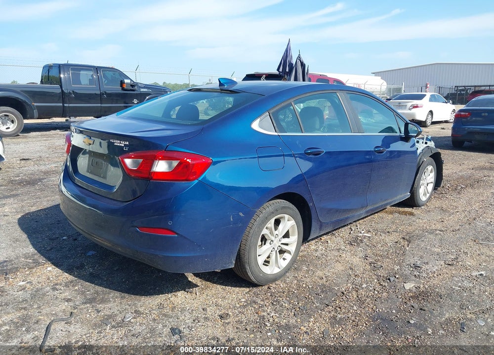 2019 CHEVROLET CRUZE VIN: 1G1BE5SM5K7121987