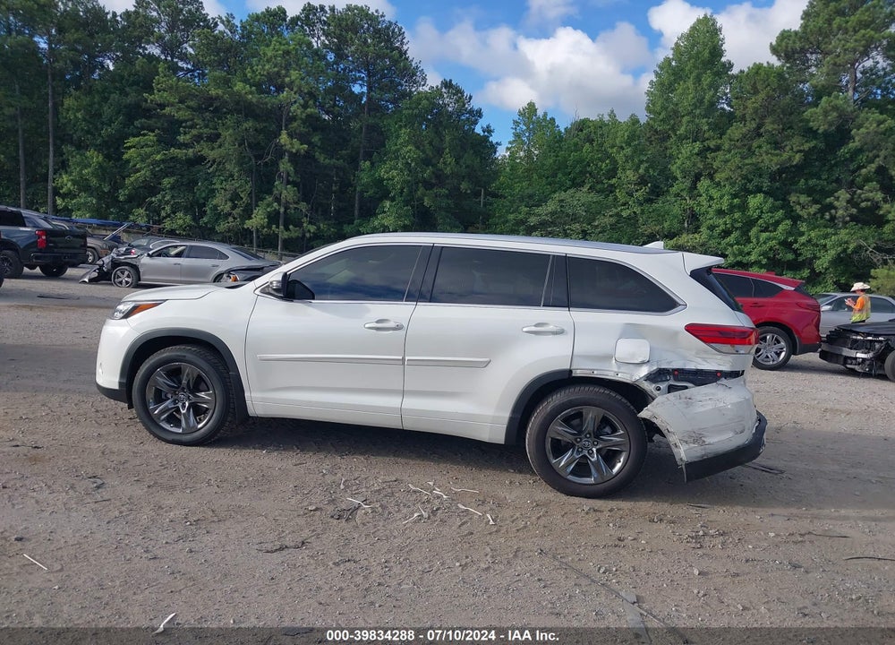 2018 TOYOTA HIGHLANDER LIMITED/PLATINUM VIN: 5TDDZRFH8JS803016