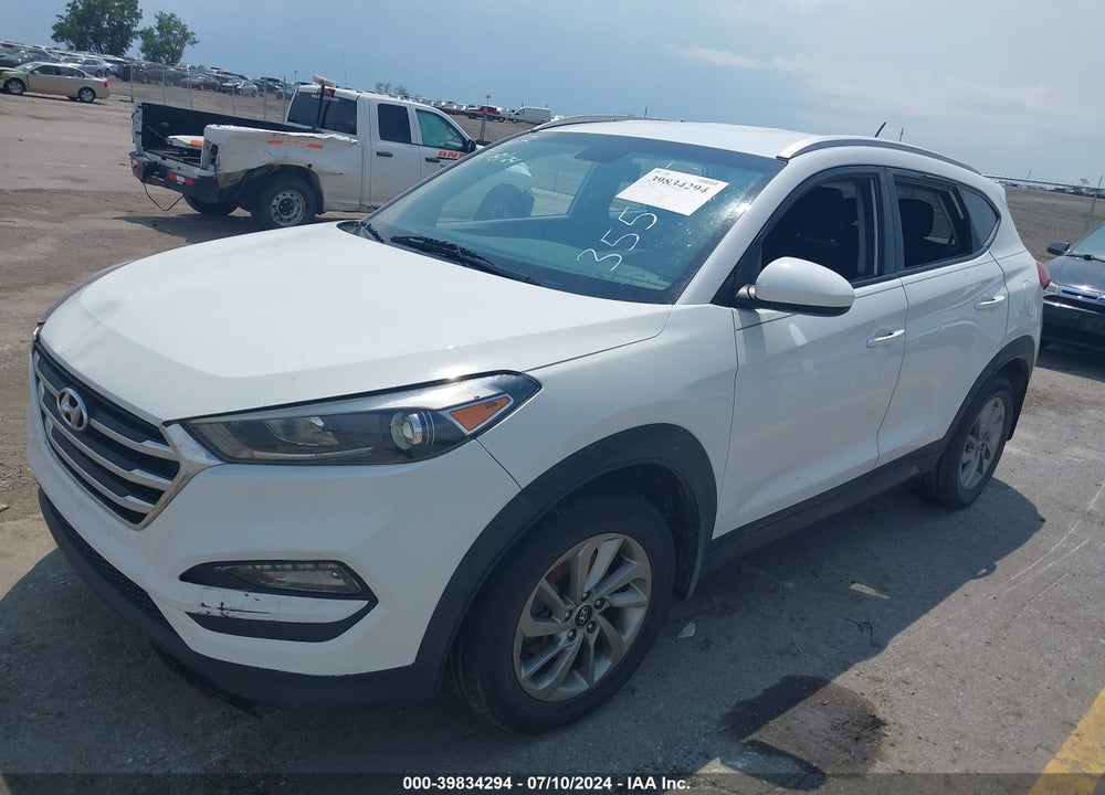 2016 HYUNDAI TUCSON SE VIN: KM8J3CA49GU126368