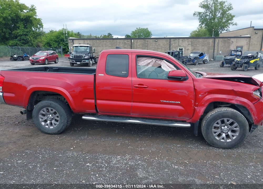 2017 TOYOTA TACOMA SR5 V6 VIN: 5TFSZ5AN7HX070183