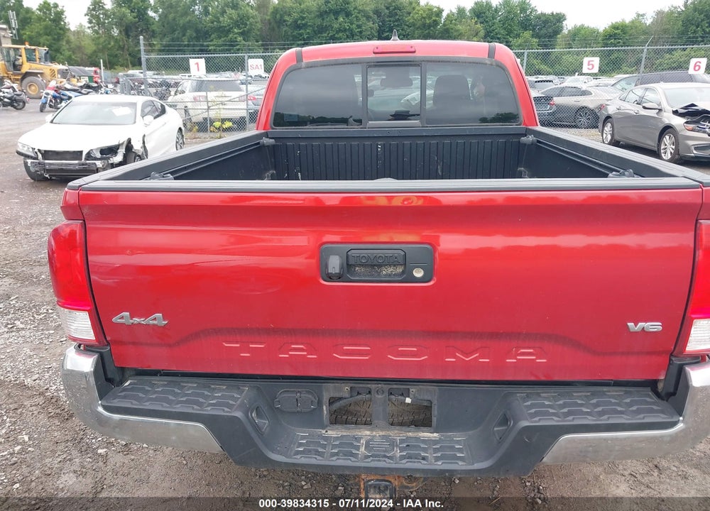 2017 TOYOTA TACOMA SR5 V6 VIN: 5TFSZ5AN7HX070183