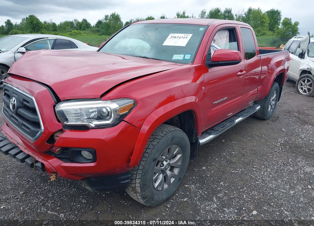 2017 TOYOTA TACOMA SR5 V6 VIN: 5TFSZ5AN7HX070183