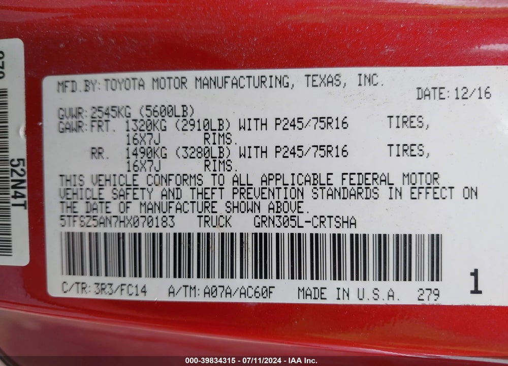 2017 TOYOTA TACOMA SR5 V6 VIN: 5TFSZ5AN7HX070183
