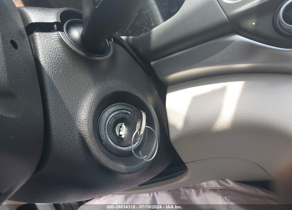 2019 HYUNDAI ELANTRA SEL VIN: 5NPD84LF1KH490682