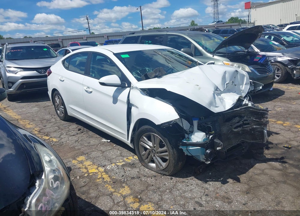 2019 HYUNDAI ELANTRA SEL VIN: 5NPD84LF1KH490682