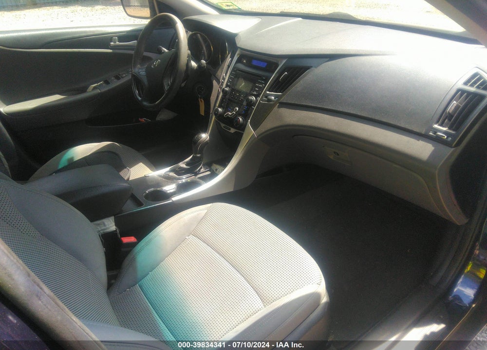 2013 HYUNDAI SONATA GLS VIN: 5NPEB4AC0DH520501