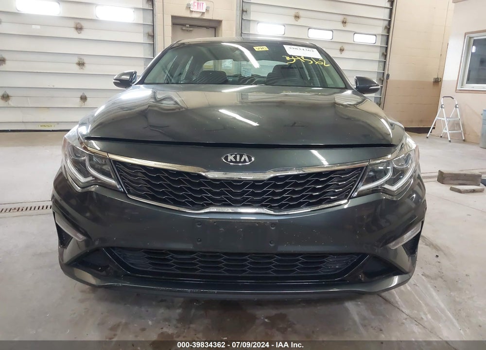 2019 KIA OPTIMA LX VIN: 5XXGT4L35KG378044