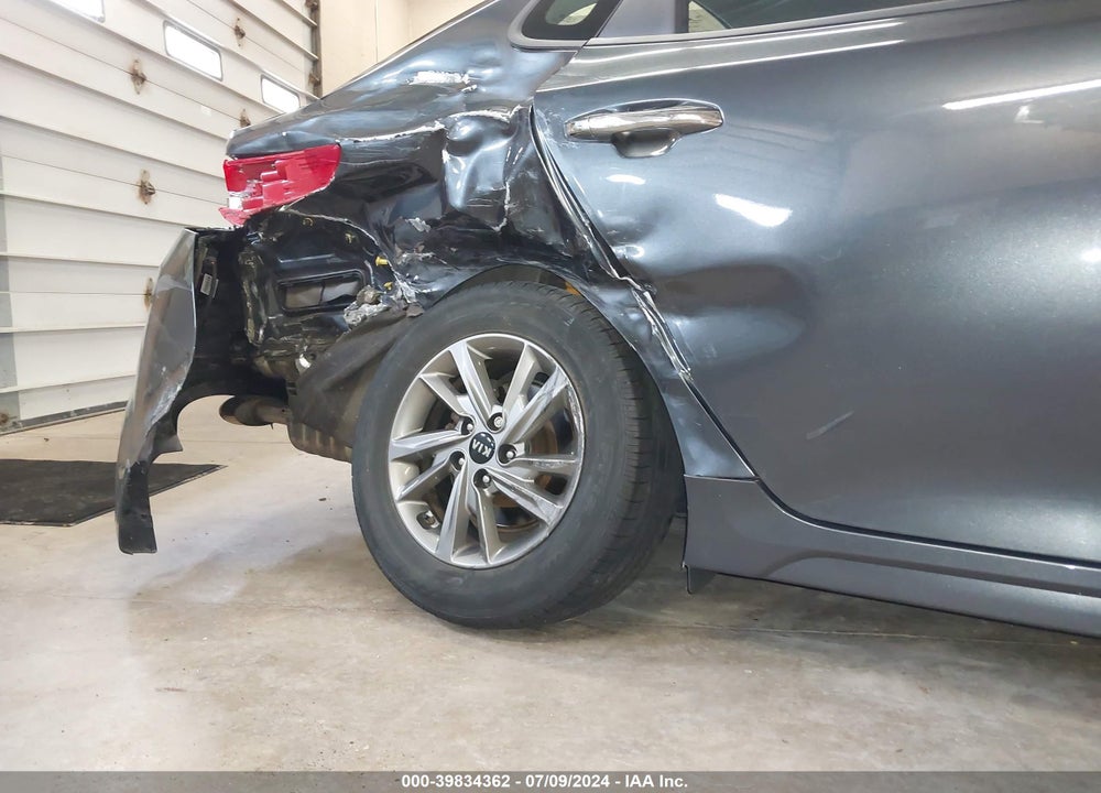 2019 KIA OPTIMA LX VIN: 5XXGT4L35KG378044