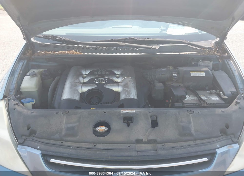 2006 KIA SEDONA EX/LX VIN: KNDMB233266102578