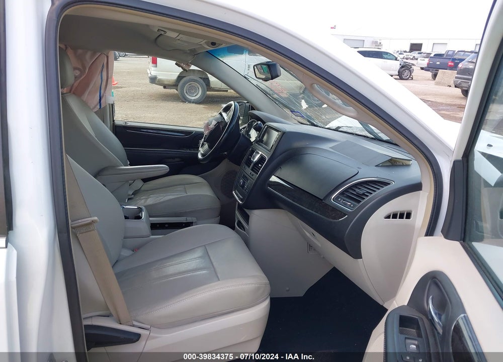 2015 CHRYSLER TOWN & COUNTRY TOURING VIN: 2C4RC1BG2FR695207