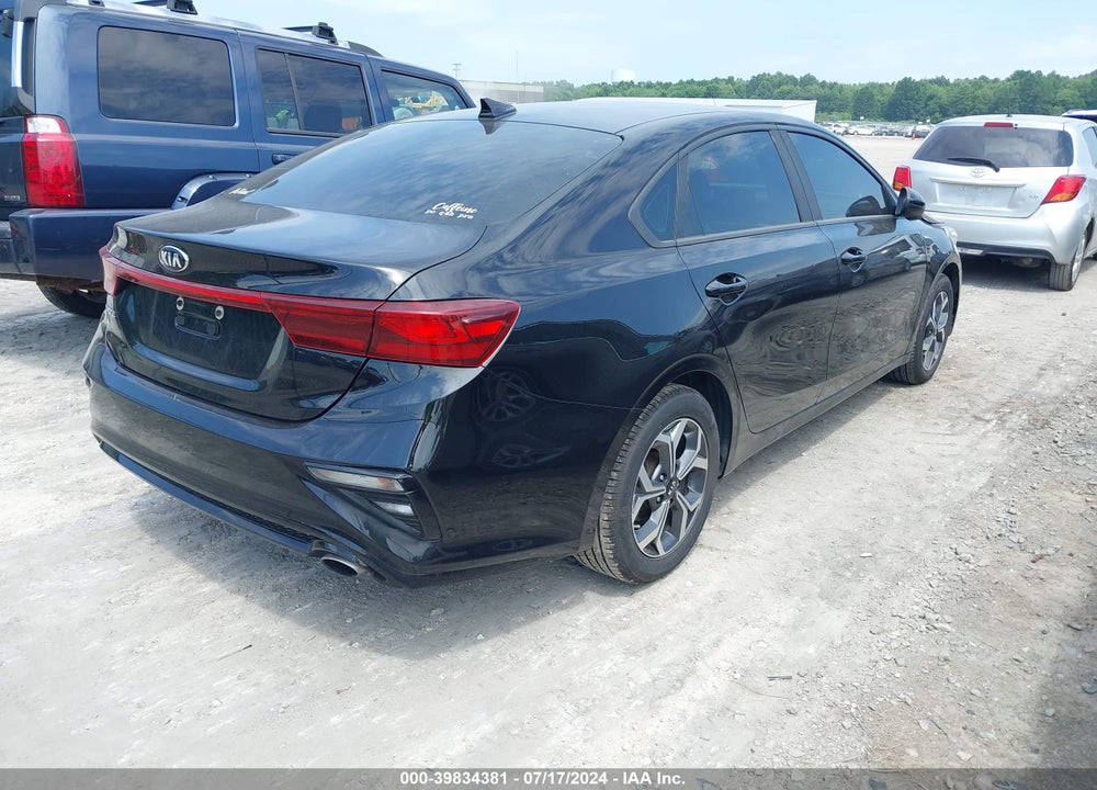 2019 KIA FORTE LXS VIN: 3KPF24ADXKE063940